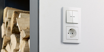 JUNG KNX Taster F 10 bei Elektrobau GmbH in Breitungen